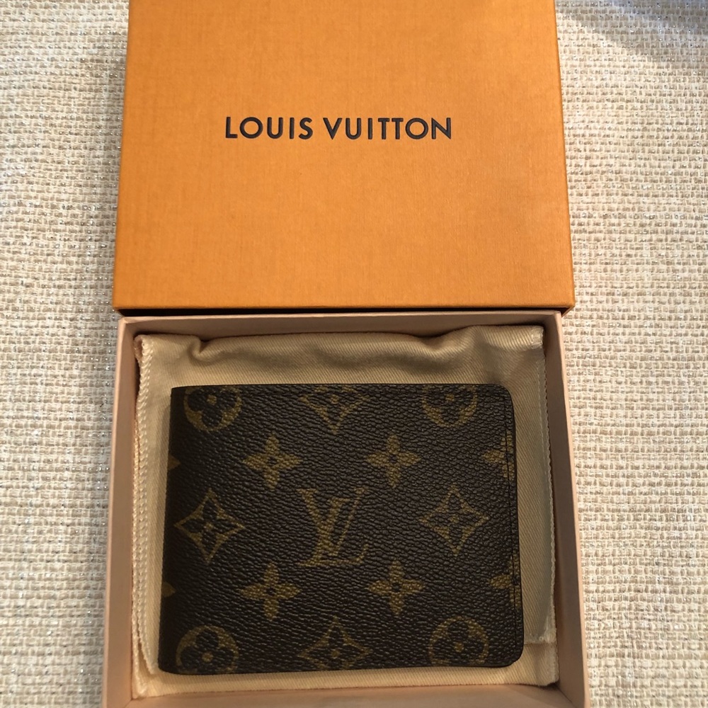 Louis Vuitton Multiple Wallet